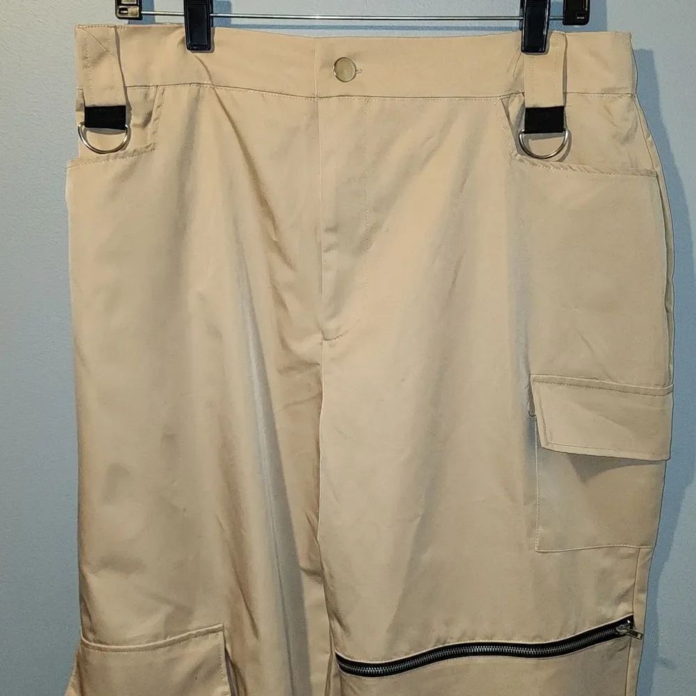 Rue 21 - Picture 2 of 7